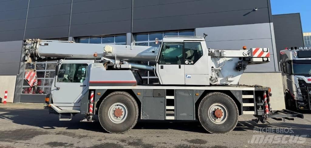Liebherr LTM 1030-2 Polovne dizalice za sve terene