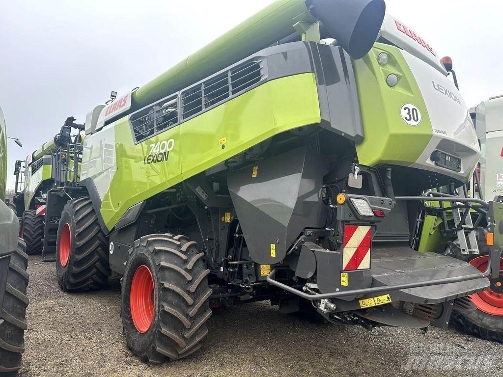 CLAAS 7400 Kombajni
