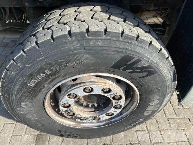 MAN TGS 33.400 Kiperi kamioni