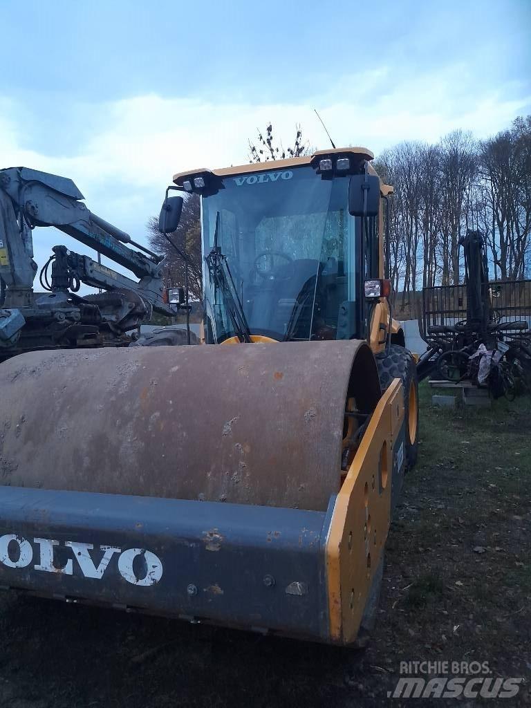 Volvo SD 135 B Valjci sa jednim bubnjem