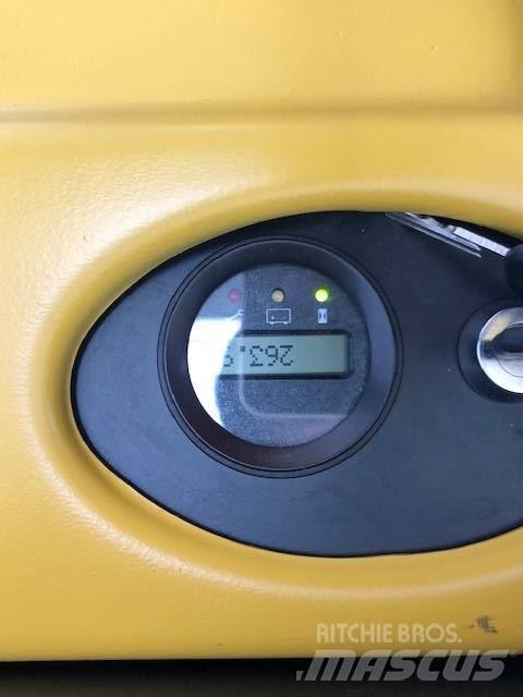 Yale MP20XUX Nisko podizni električni viljuškar sa stajalištom