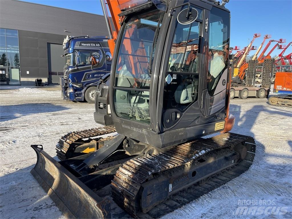 Hitachi ZX 85 US-6 Midi bageri 7t – 12t