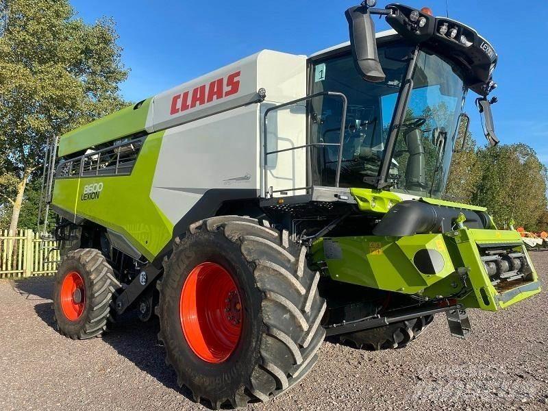 CLAAS LEXION 8600 Kombajni