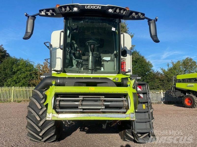 CLAAS LEXION 8600 Kombajni