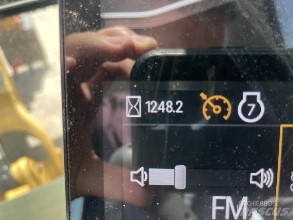 CAT 301.6-05 A Bageri guseničari