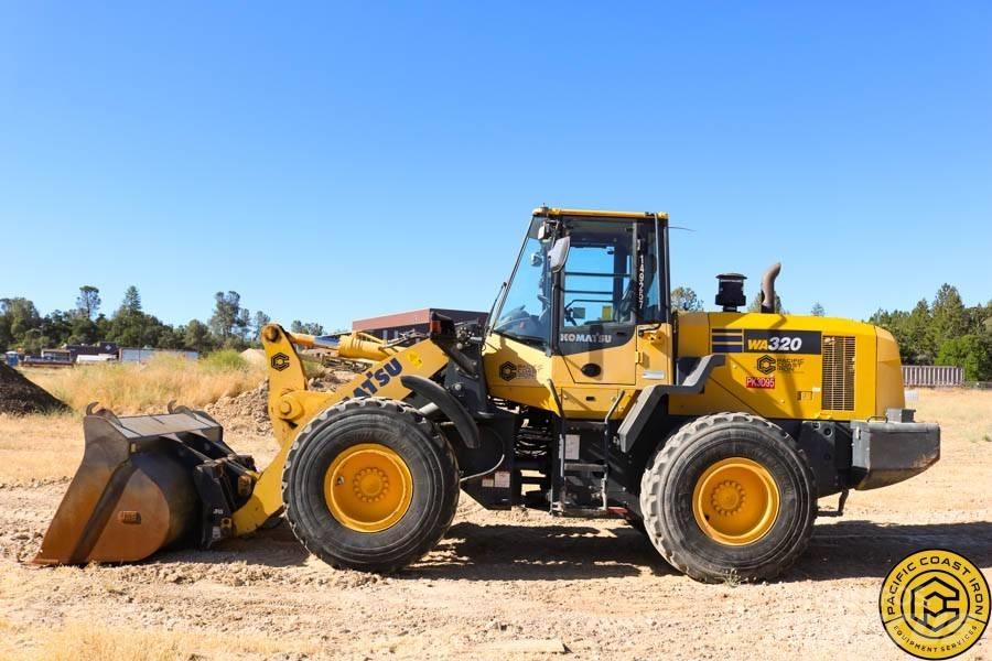 Komatsu WA 320-7 Utovarivači na točkove