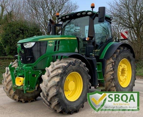 John Deere 6250 R Traktori