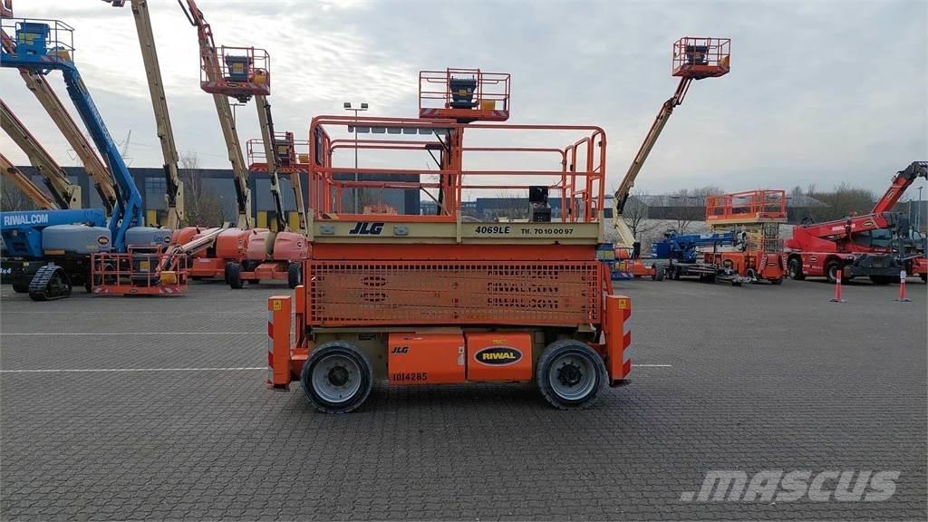 JLG 4069LE Makazaste platforme