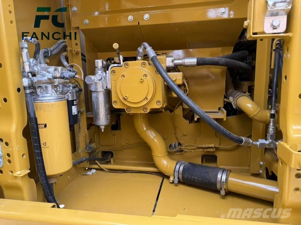 CAT 320 Bageri guseničari