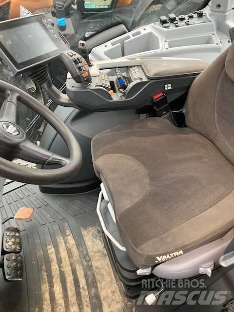 Valtra T 254 V Traktori