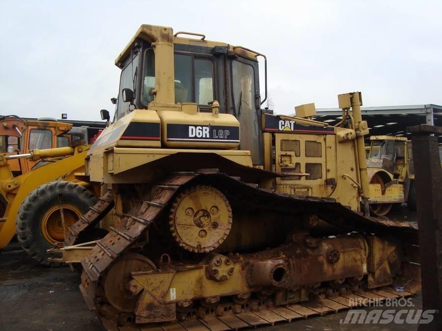 CAT D 6 R DS LGP III Buldožeri guseničari