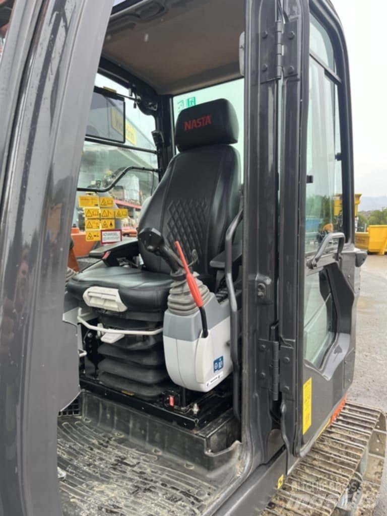 Hitachi ZX 85 US-6 Midi bageri 7t – 12t