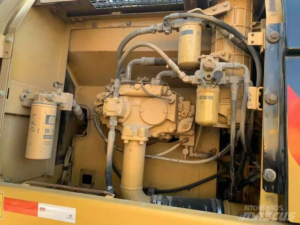 CAT 329 D Bageri guseničari