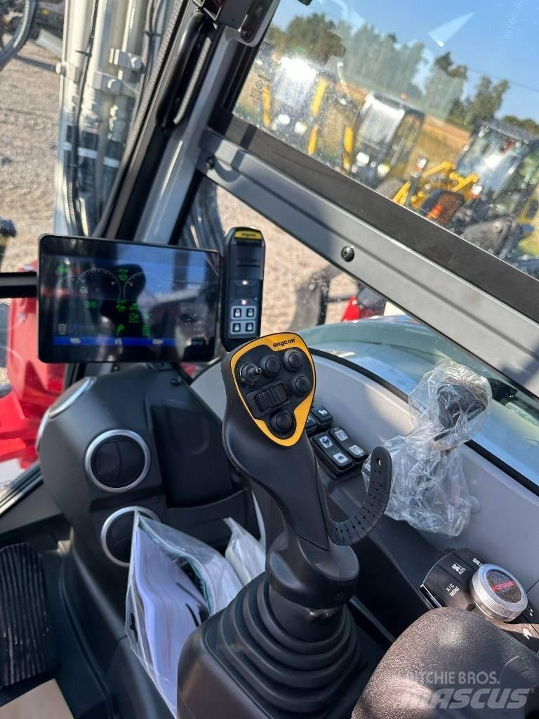 Takeuchi TB 395 W Bageri točkaši