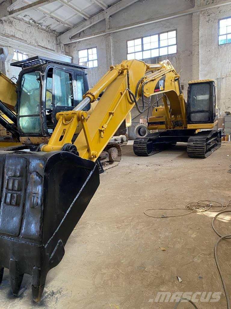 CAT 320 B Bageri guseničari