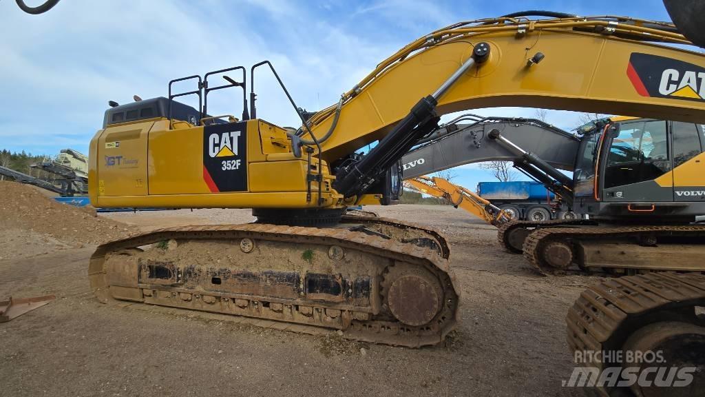 CAT 352 F Bageri guseničari
