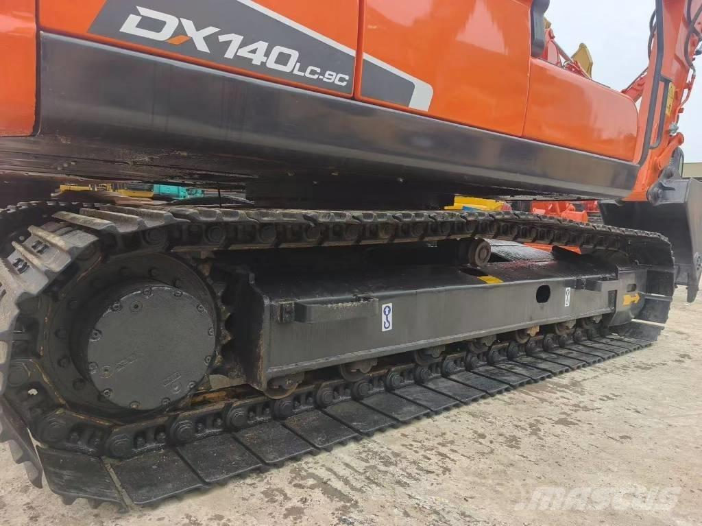 Doosan DX 140 Bageri guseničari