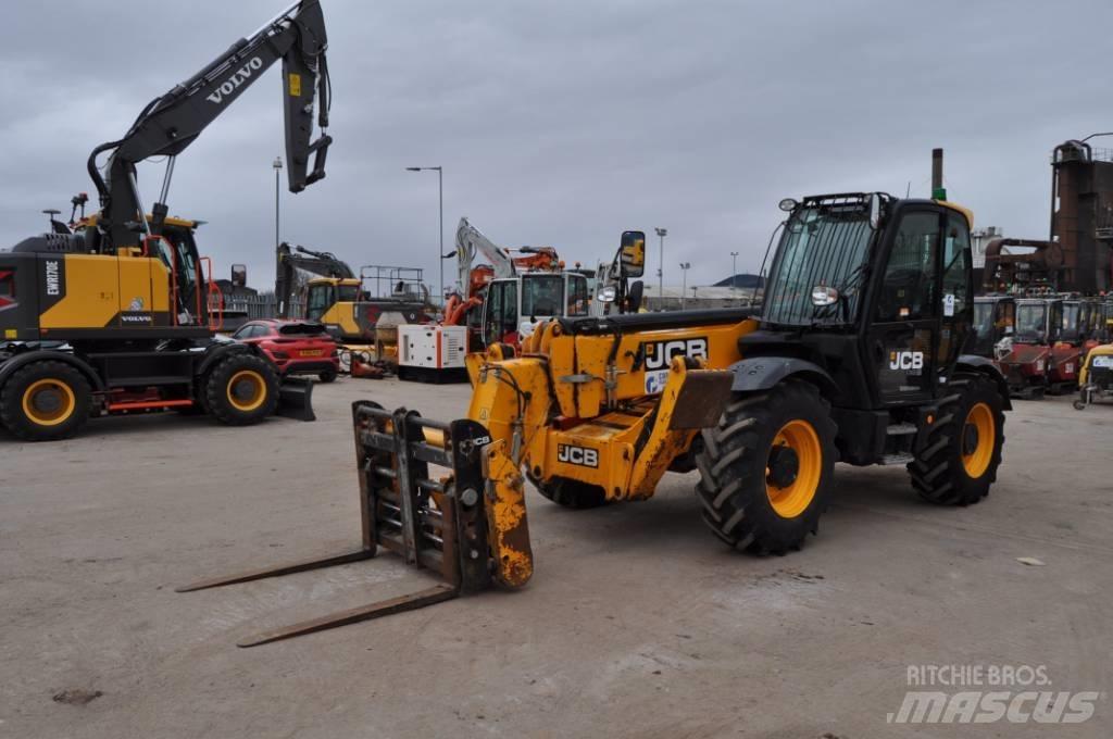 JCB 540-140 Teleskopski viljuškari