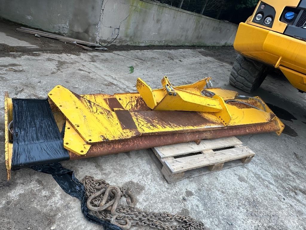 Volvo A40G Zglobni damperi