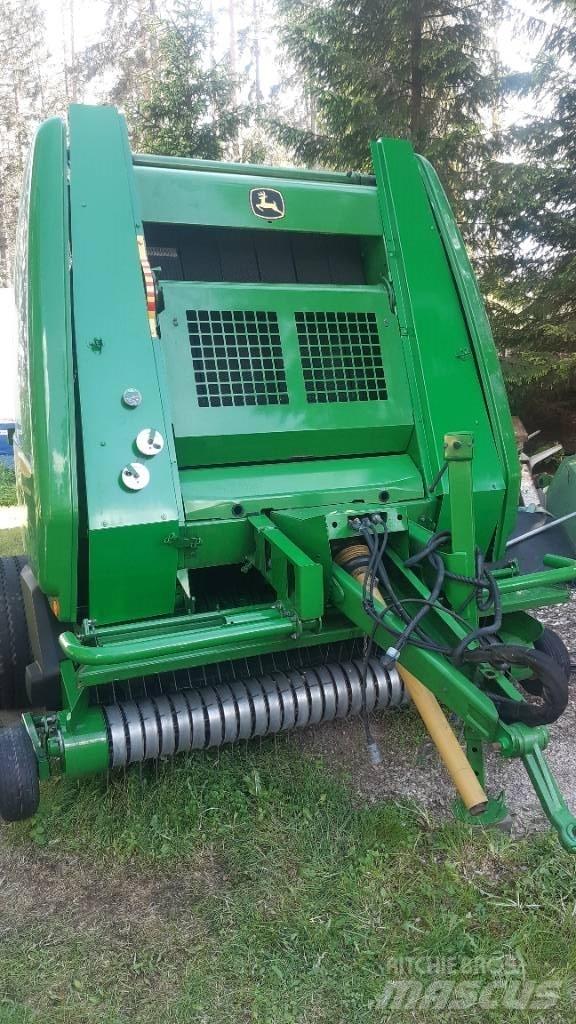 John Deere 854 Prese/balirke za rolo bale