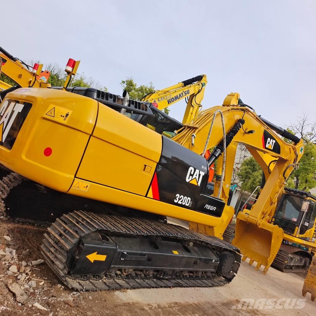 CAT 320 D2 Bageri guseničari
