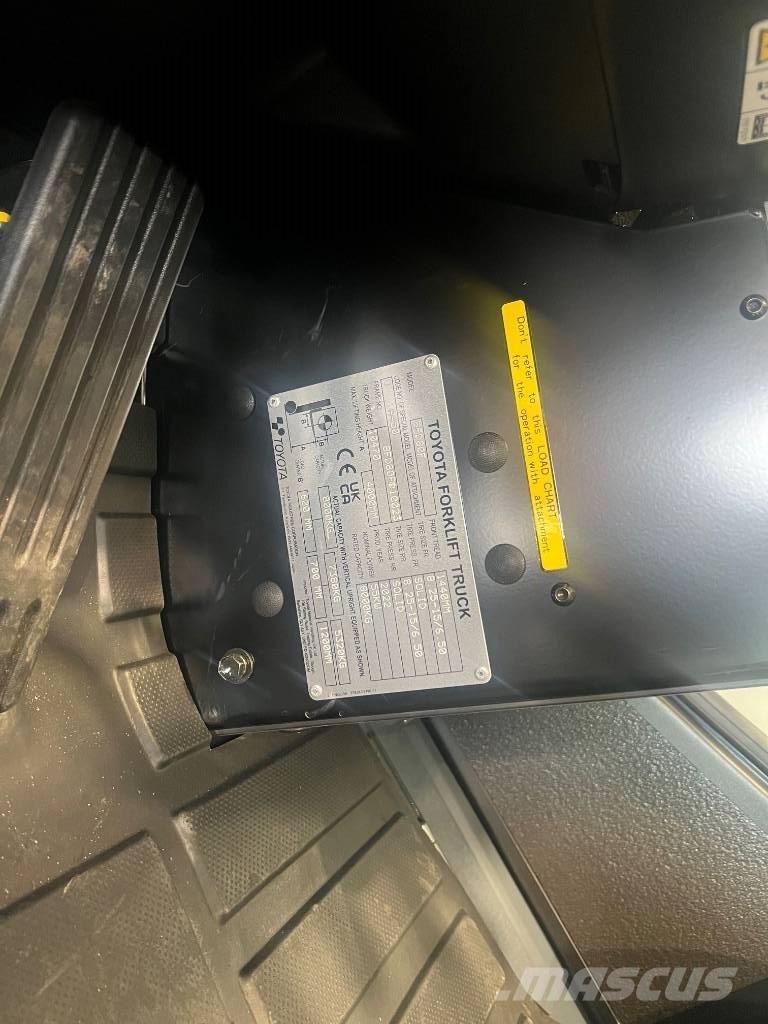 Toyota 8 FD 80 F Dizelski viljuškari