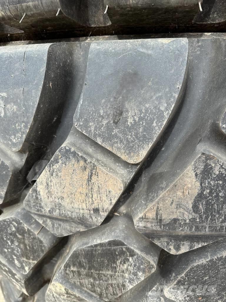  ROCK RADIAL 23.5R25 Gume, točkovi i felne