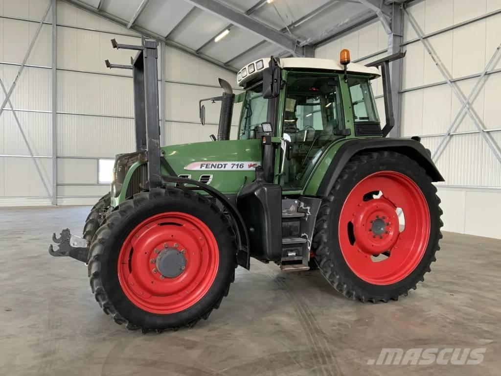 Fendt 716 Vario TMS Traktori