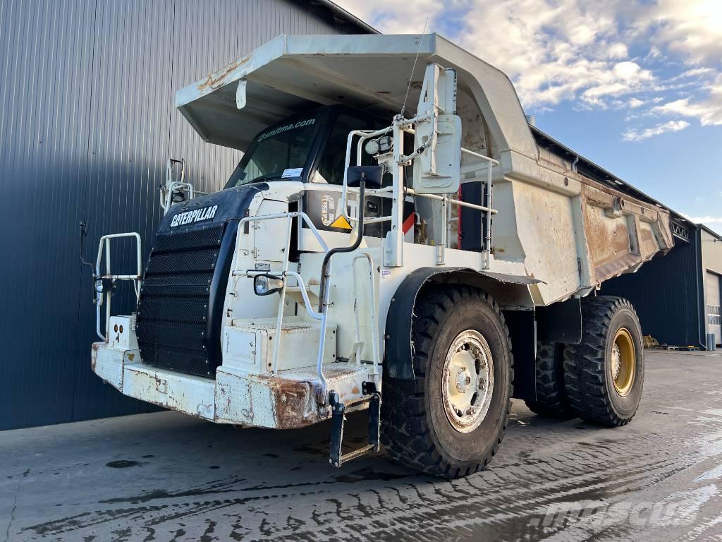 CAT 772 Zglobni damperi