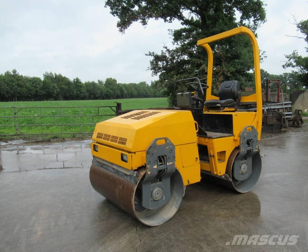 Bomag BW 135 AD-5 Valjci sa duplim bubnjem