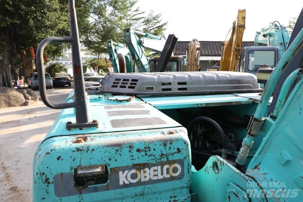 Kobelco SK 210-8 Bageri guseničari