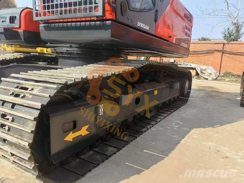 Doosan DX 225 LC Bageri guseničari