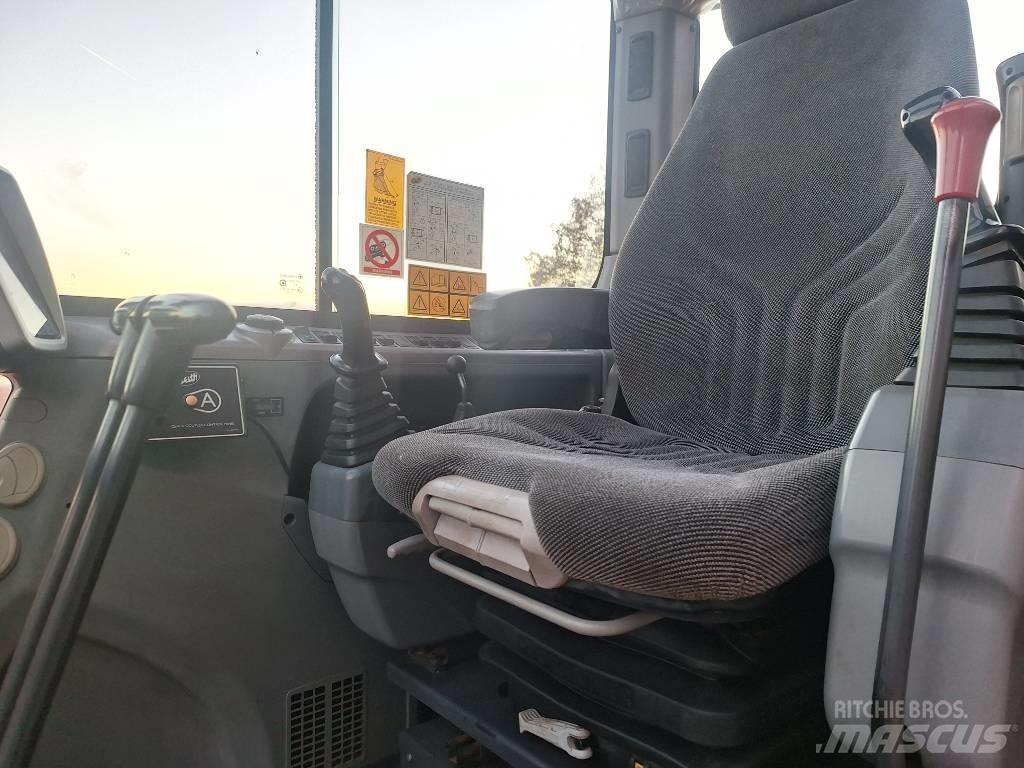 Doosan DX 80 R Midi bageri 7t – 12t