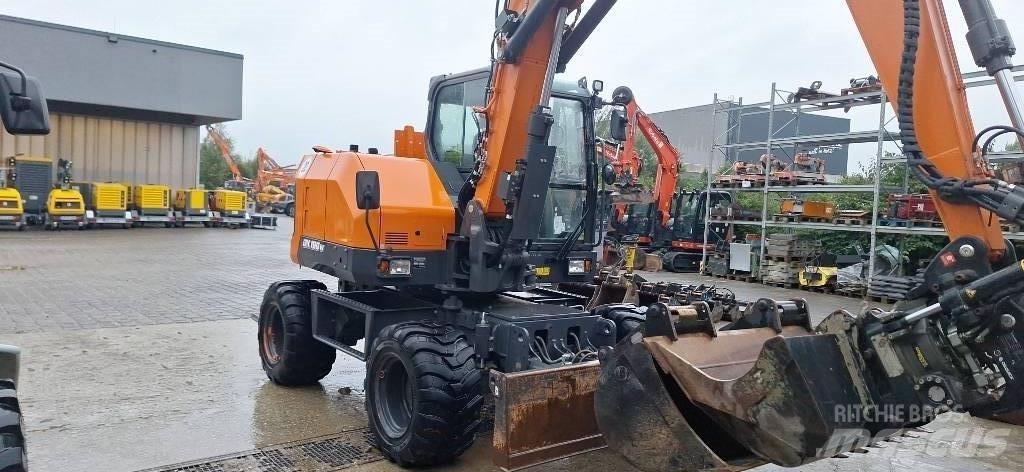 Doosan DX 100 W-7 Bageri točkaši