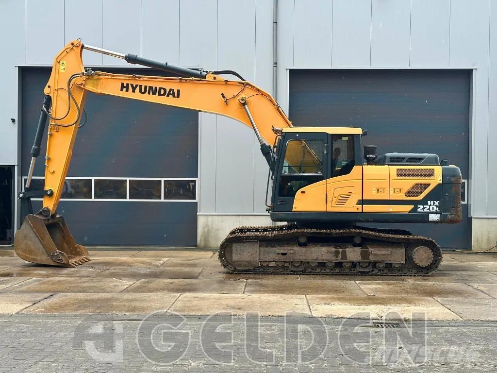 Hyundai HX220L Bageri guseničari