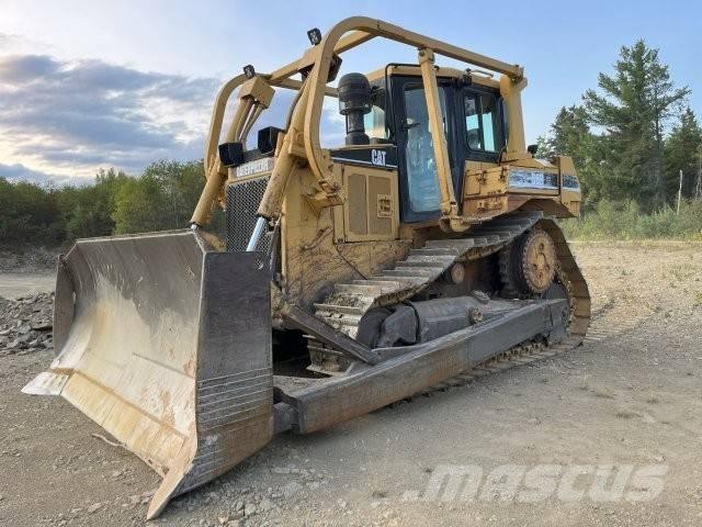 CAT D 6 R XL Buldožeri guseničari