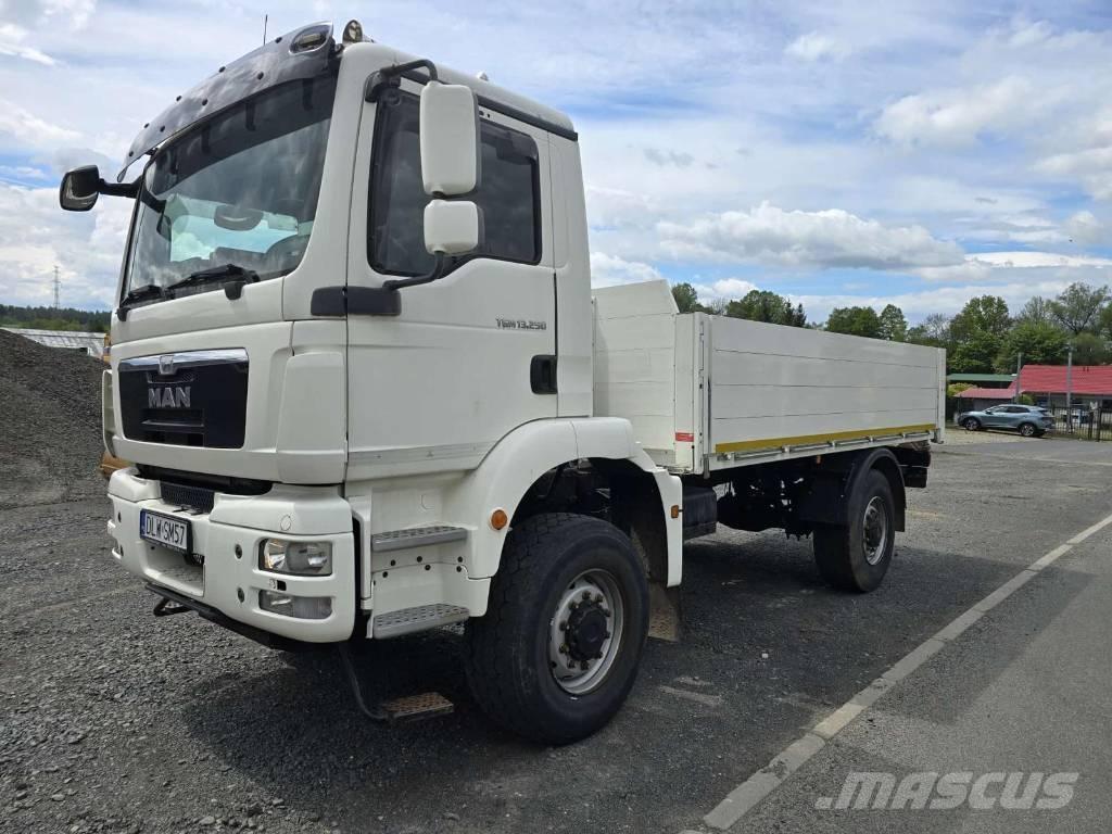 MAN 13.250 / 4x4 Sanduk kamioni