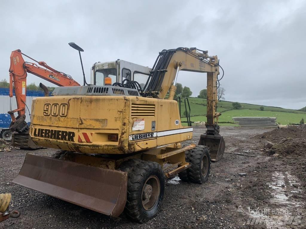 Liebherr 900 Bageri točkaši