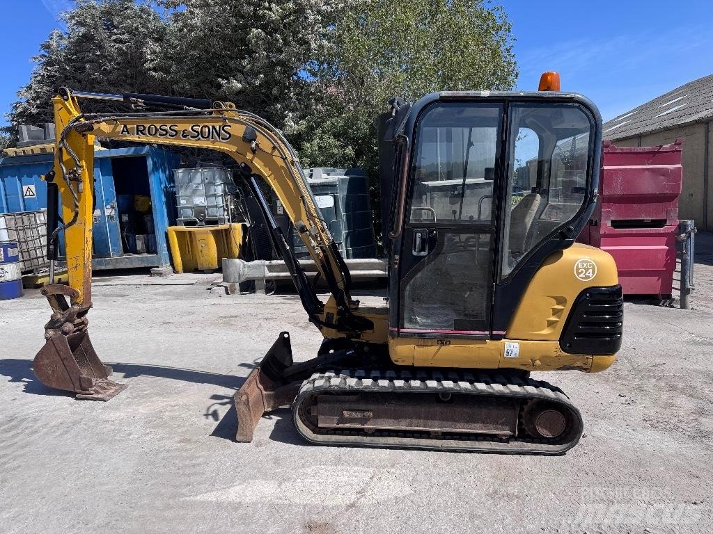 CAT 302.5 Mini bageri < 7t