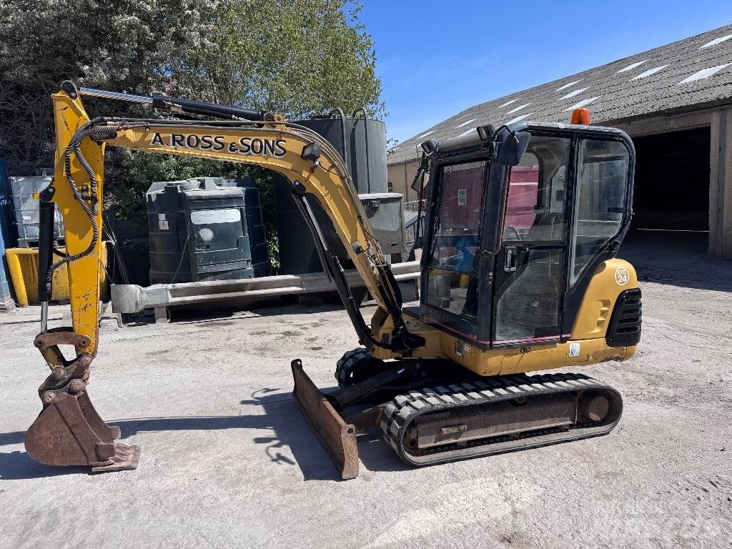 CAT 302.5 Mini bageri < 7t
