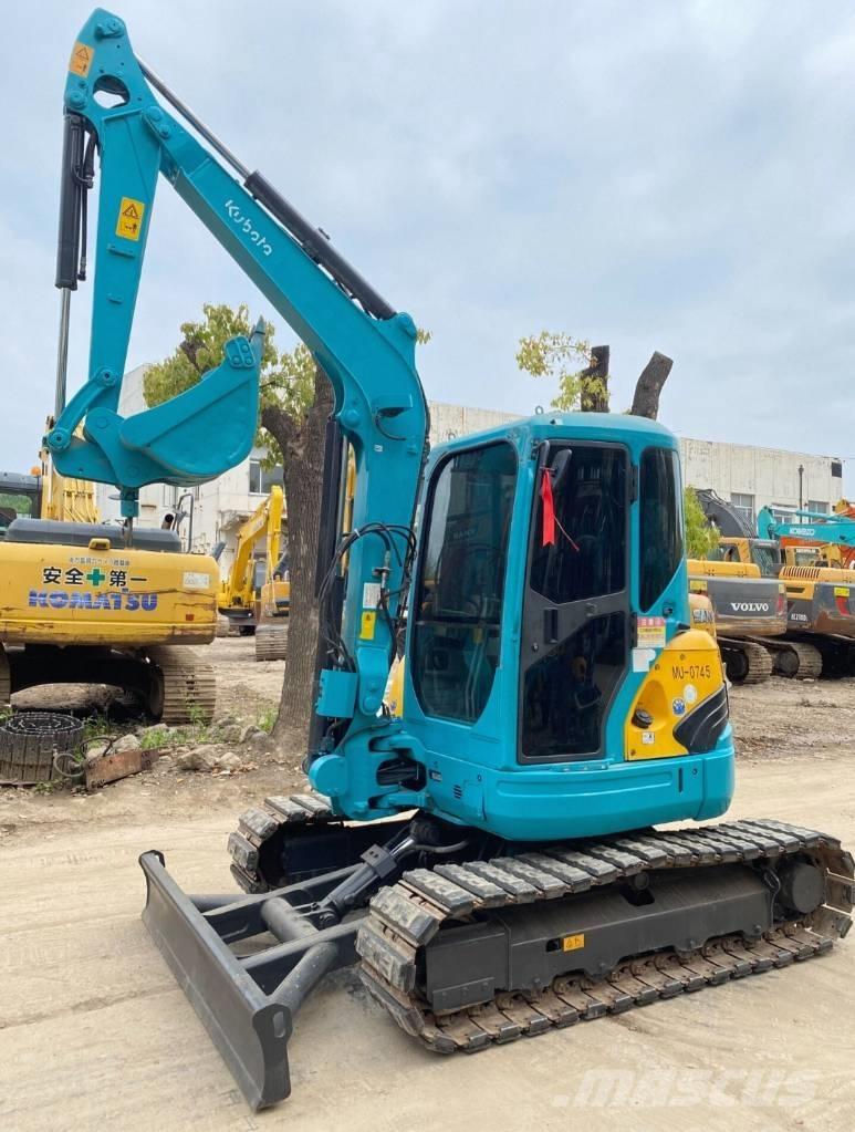 Kubota U 40 Mini bageri < 7t