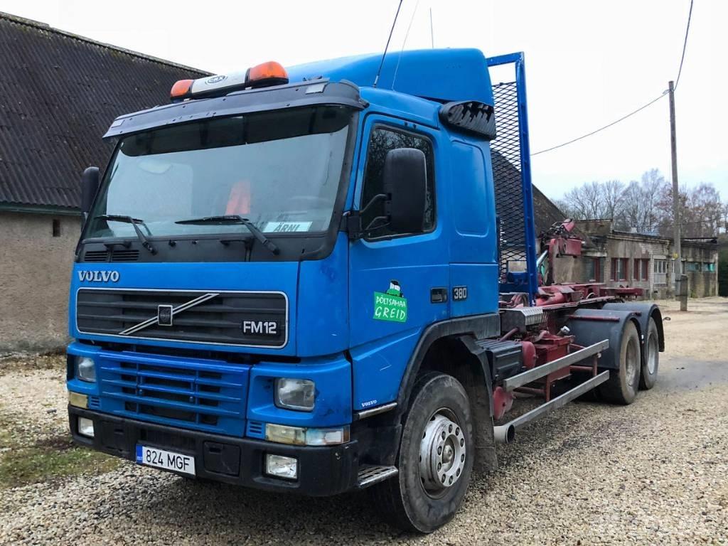 Volvo FM12 Rol kiper kamioni sa kukom za podizanje tereta