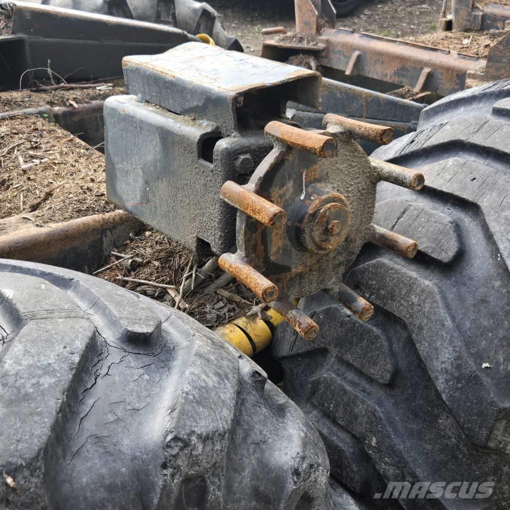 Valtra N 134 Forest Traktori