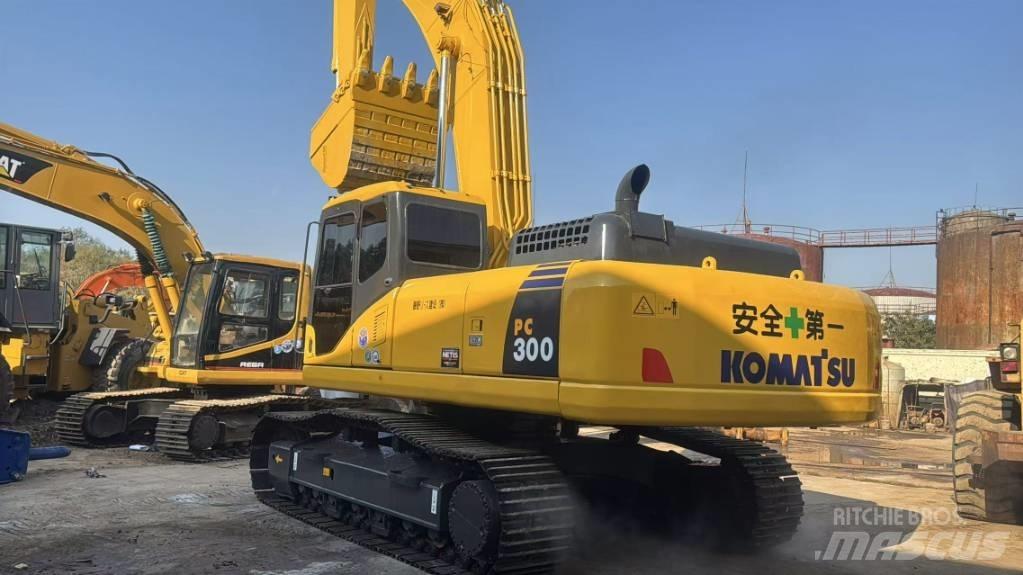 Komatsu PC 300 Bageri guseničari