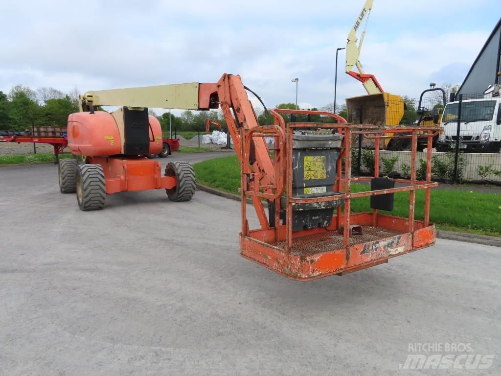 JLG 800 AJ Zglobne podizne platforme