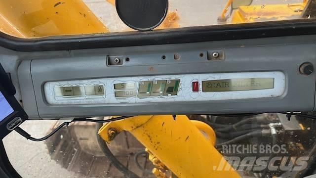JCB JS 200 Bageri guseničari