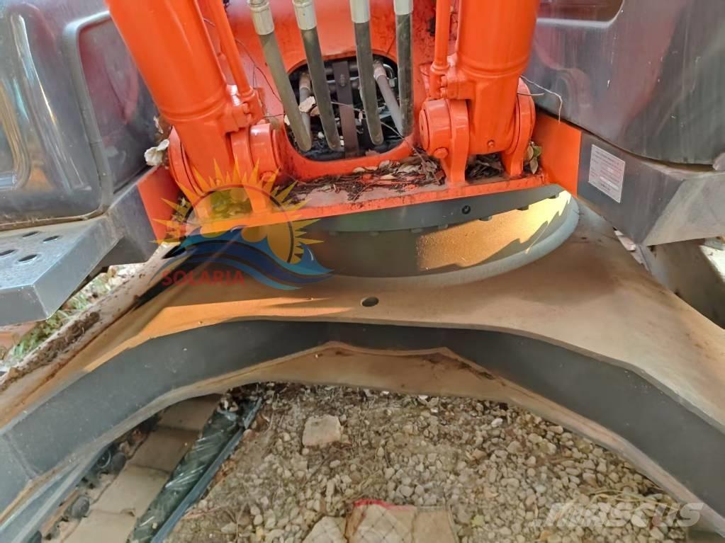 Hitachi ZX 120 Bageri guseničari