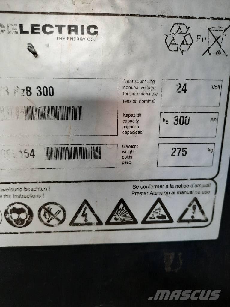 UniCarriers 200PMR Nisko podizni električni viljuškar sa stajalištom