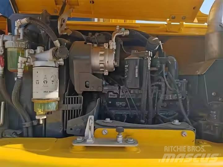 Komatsu PC70 Bageri guseničari