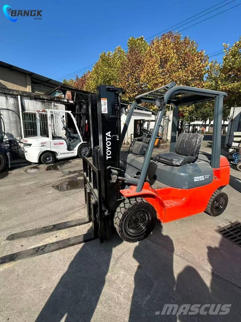 Toyota 8FDN25 Dizelski viljuškari